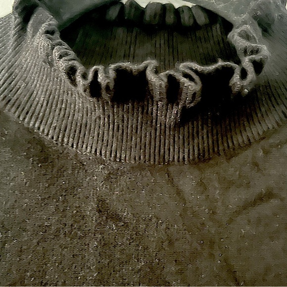 Puffer sleeve turtle neck - Picture 4 of 5